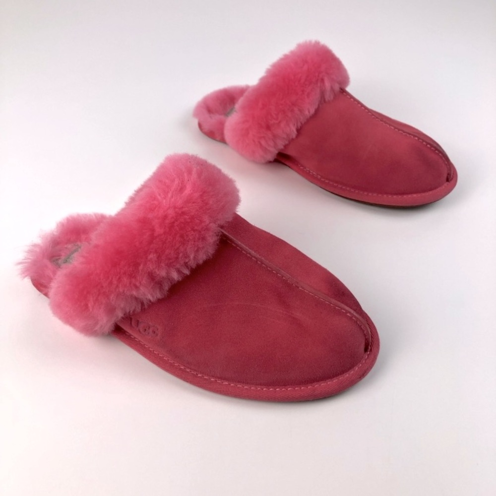 UGG Scuffette ll Slipper US8/EUR39 Two Tone Pink $90 Fluffy House Shoe